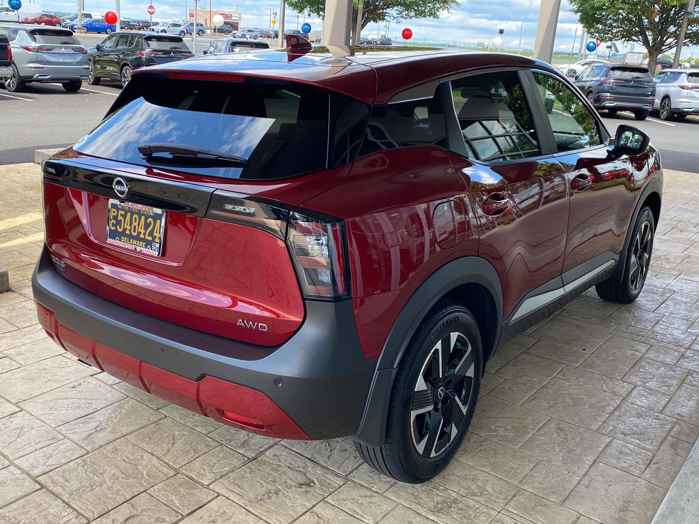 Certified 2025 Nissan Kicks SV AWD/4WD image 8