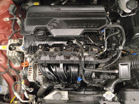 Used 2023 Hyundai Elantra SEL FWD image 30