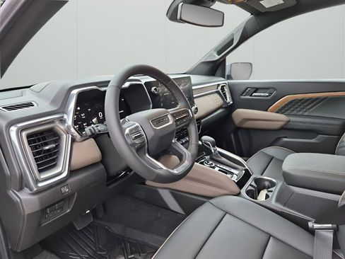 New 2026 GMC Canyon Denali w/ LPO, Denali Black Edition AWD/4WD image 34