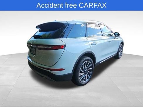 Used 2023 Lincoln Corsair Reserve w/ Equipment Group 201A AWD/4WD image 4
