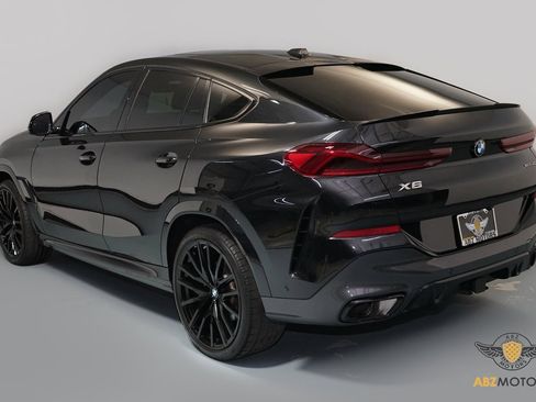 Used 2024 BMW X6 xDrive40i w/ Executive Package image 7