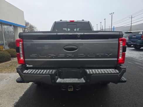 Used 2023 Ford F250 Lariat w/ Lariat Ultimate Package image 4