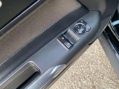 Used 2016 Ford Mustang Coupe image 12