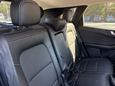 Used 2022 Ford Escape Titanium image 29