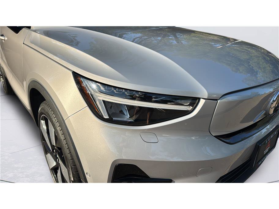 Used 2023 Volvo C40 P8 Recharge Ultimate AWD/4WD image 25