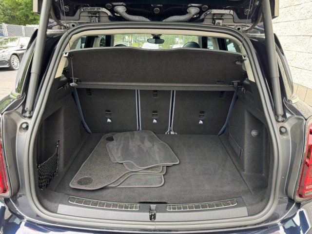 Used 2021 MINI Cooper Countryman S FWD image 9