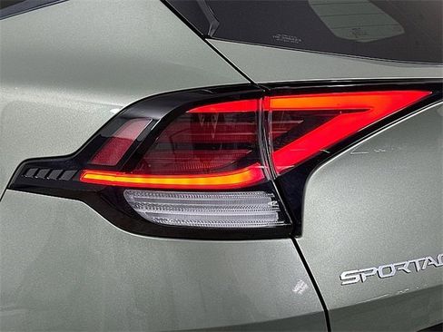 Used 2023 Kia Sportage X-Pro Prestige image 32