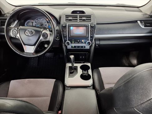 Used 2012 Toyota Camry SE image 9