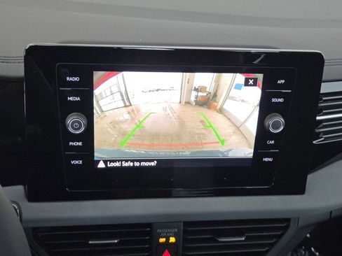 New 2026 Volkswagen Jetta SE image 9