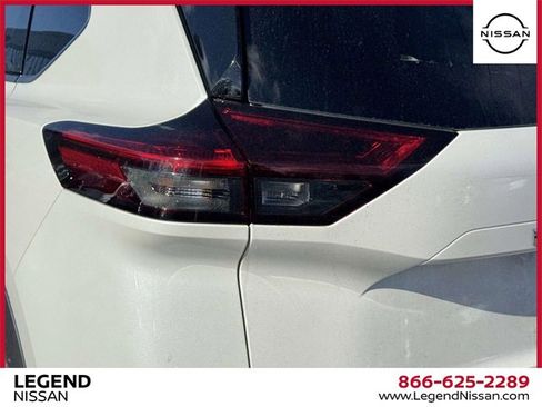 Certified 2023 Nissan Rogue SL w/ SL Premium Package image 11