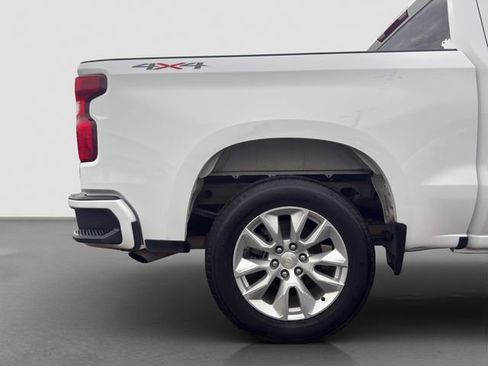 Used 2022 Chevrolet Silverado 1500 Custom image 23