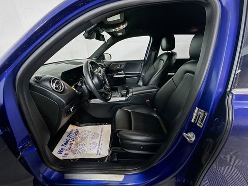 Certified 2021 Mercedes-Benz GLB 250 4MATIC image 21