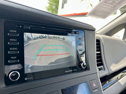 Certified 2019 Toyota Sienna XLE w/ XLE Navigation Package AWD/4WD image 26