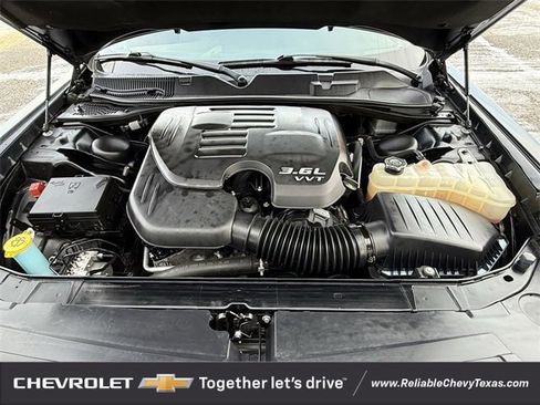 Used 2022 Dodge Challenger GT image 30