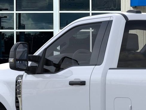 New 2026 Ford F250 XL w/ XL Chrome Package image 42