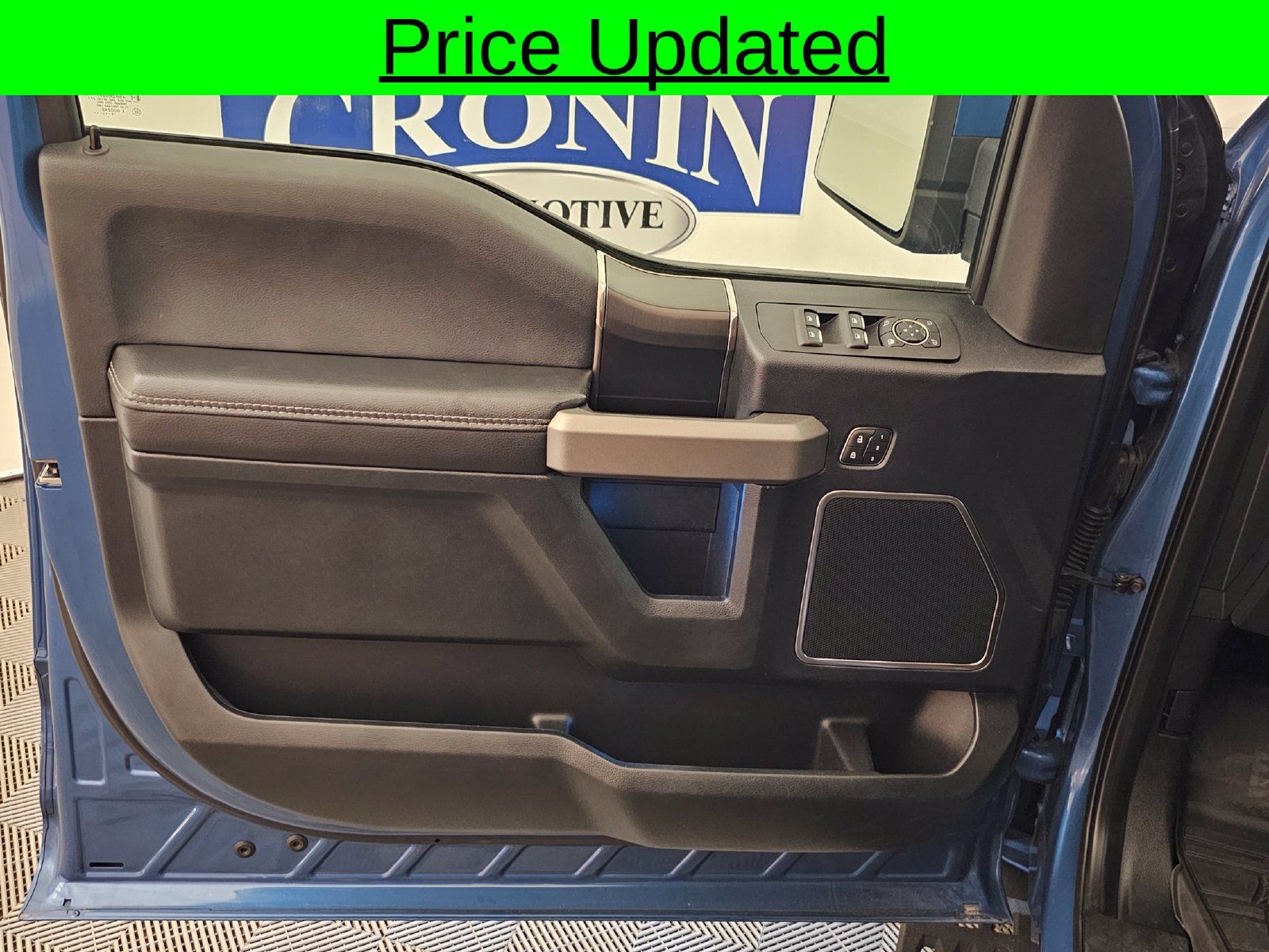 Used 2019 Ford F150 Raptor w/ Equipment Group 802A Luxury AWD/4WD image 2