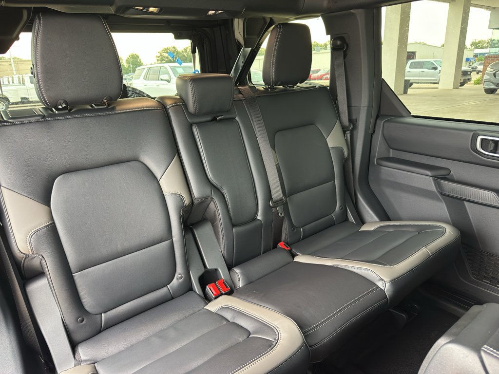 New 2026 Ford Bronco Outer Banks w/ Sasquatch Package AWD/4WD image 37