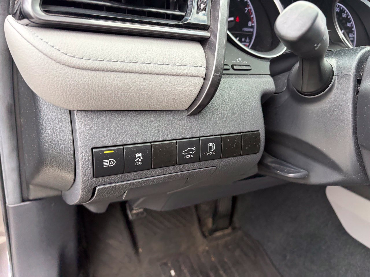 Used 2023 Toyota Camry LE FWD image 7