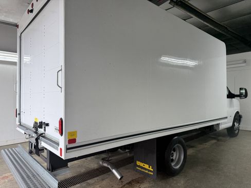 New 2024 GMC Savana 3500 w/ Power Convenience Package image 6