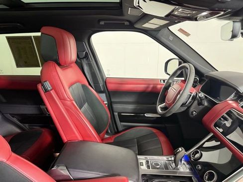 Used 2021 Land Rover Range Rover Sport HST image 32