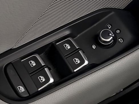 Used 2019 Audi A3 2.0T Premium image 27