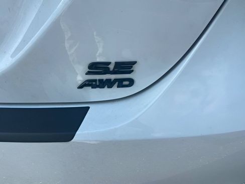 Used 2021 Toyota Camry SE AWD/4WD image 11