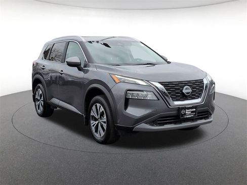 Used 2023 Nissan Rogue SV w/ SV Premium Package image 3