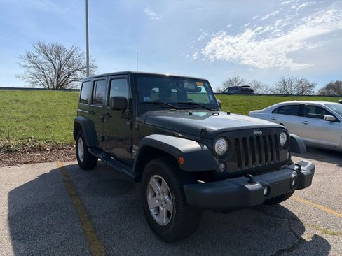 Used 2017 Jeep Wrangler Unlimited Sport w/ Quick Order Package 24S image 3