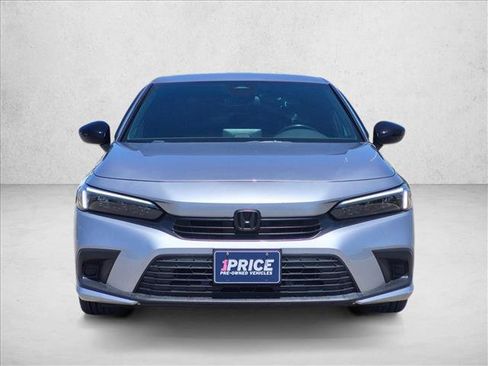 Used 2024 Honda Civic Sport image 2