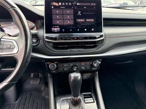 Used 2022 Jeep Compass Trailhawk w/ Trailhawk Convenience Group image 7