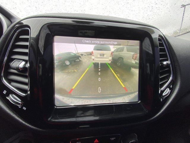 Used 2019 Jeep Compass Limited w/ Safety & Security Group AWD/4WD image 17