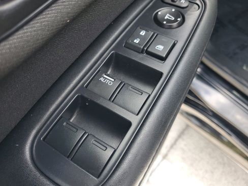 Used 2022 Honda HR-V Sport image 18