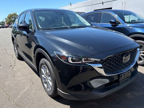 Used 2023 MAZDA CX-5 AWD 2.5 S w/ Select Package image 2