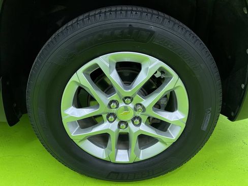 Used 2020 Chevrolet Traverse LS w/ LPO, Floor Liner Package FWD image 13