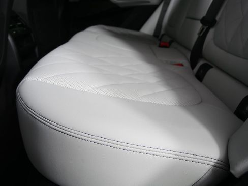 Used 2026 BMW X5 xDrive40i w/ Premium Package image 14