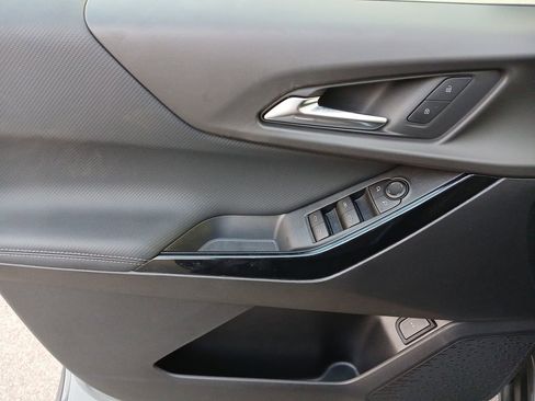 New 2026 Chevrolet Equinox LT w/ Convenience Package II image 24