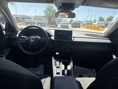 Used 2025 Honda Accord SE image 26