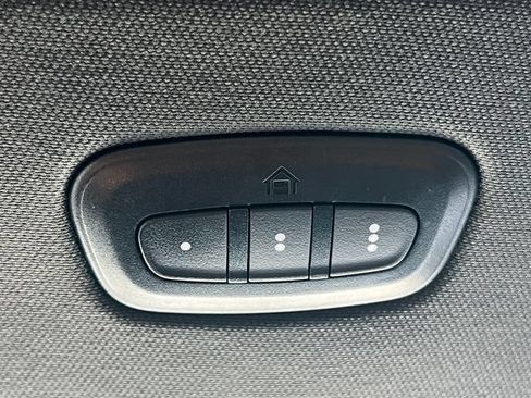 Used 2023 RAM 1500 Big Horn AWD/4WD image 36