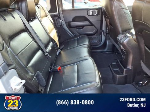 Used 2021 Jeep Wrangler Unlimited Sahara image 23