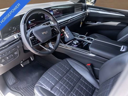 Certified 2025 Cadillac Escalade V AWD/4WD image 10