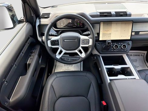 New 2026 Land Rover Defender 110 X-Dynamic SE AWD/4WD image 15