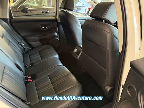 Certified 2024 Honda HR-V EX-L image 11