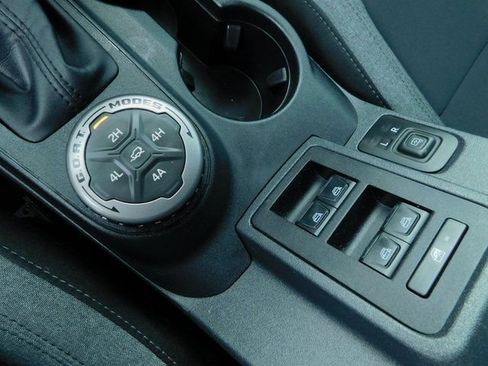 Used 2022 Ford Bronco Base w/ Sasquatch Package image 27