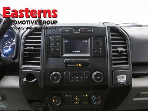 Used 2020 Ford F150 XL w/ Trailer Tow Package image 12