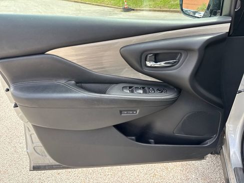 Used 2016 Nissan Murano Platinum w/ Platinum Technology Package AWD/4WD image 13