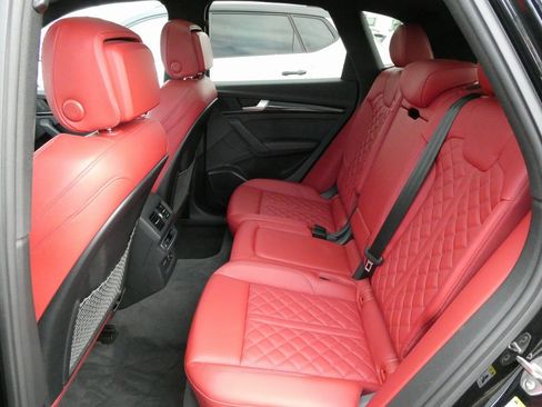 Used 2022 Audi SQ5 Prestige w/ Prestige Package image 43