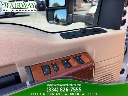 Used 2016 Ford F250 King Ranch w/ FX4 Off-Road Package AWD/4WD image 15