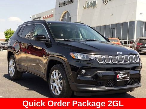 Certified 2022 Jeep Compass Latitude image 2