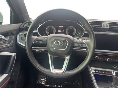 Used 2022 Audi Q3 2.0T Premium Plus image 12