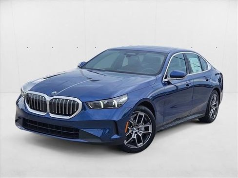 Certified 2026 BMW 530i w/ M Sport Package image 1